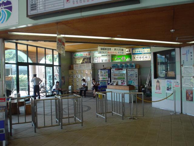 千頭駅 (2004/8/13 撮影)