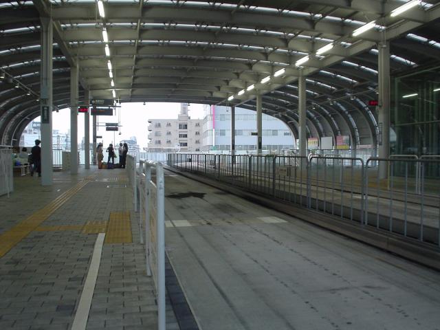 大曽根駅 (2004/8/14 撮影)
