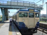 飯岡駅で列車交換待ち中